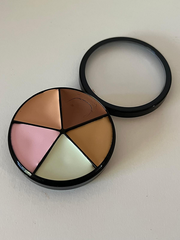 Correcting Pallet